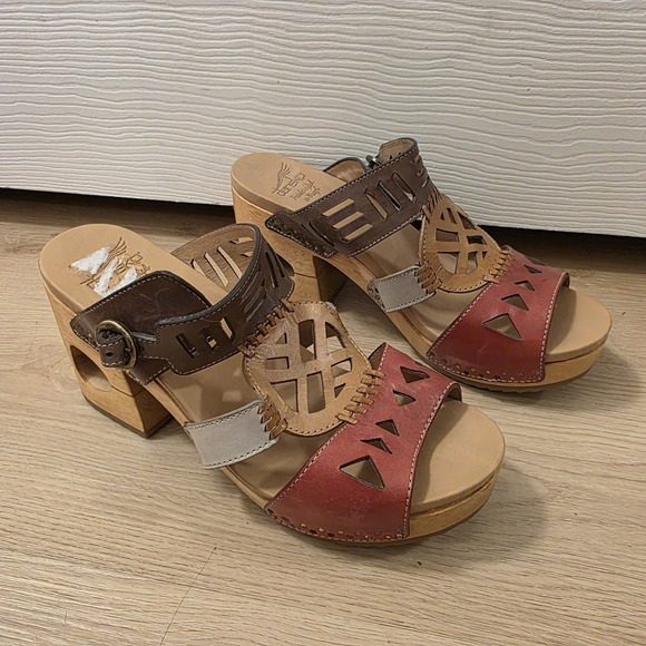 Dansko Multicolor Leather Wooden Cutout Brazil Oralee Heeled Sandals Size 8.5 - Picture 2 of 8